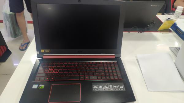 Thu Mua Laptop Cũ Quận 11 – Giá Cao, Uy Tín, Thanh Toán Nhanh 