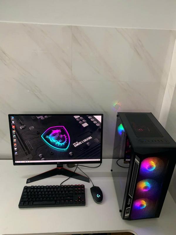 Thu Mua Máy Tính Cũ Quận 2 Mua Giá Cao, Uy Tín, Có Mặt Tận Nơi Trong 30 Phút 